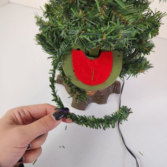 Vintage Gemmy Douglas Fir The Talking Tree Animated Singing Christmas Tree 1990s - Picture 5 of 6